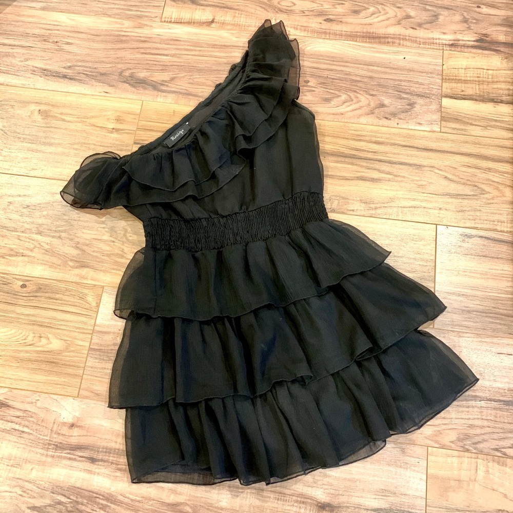 Chiffon little black unique dress